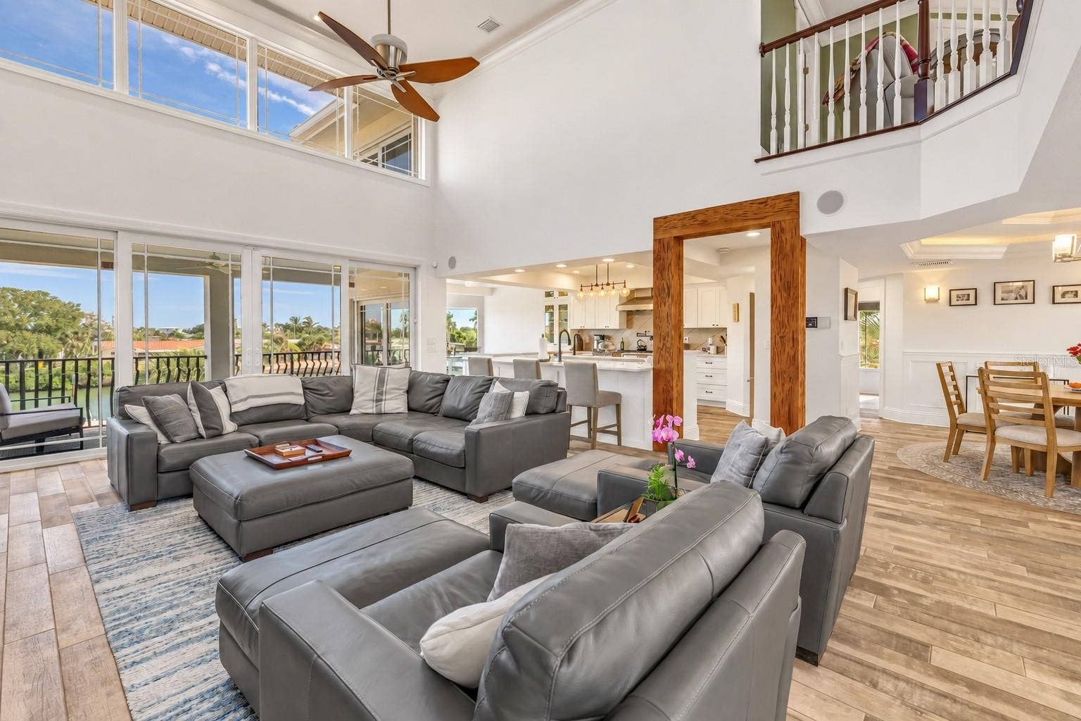 199 21ST AVENUE, St Pete Beach, FL 33706 199 21ST AVENUE, St Pete Beach, FL 33706