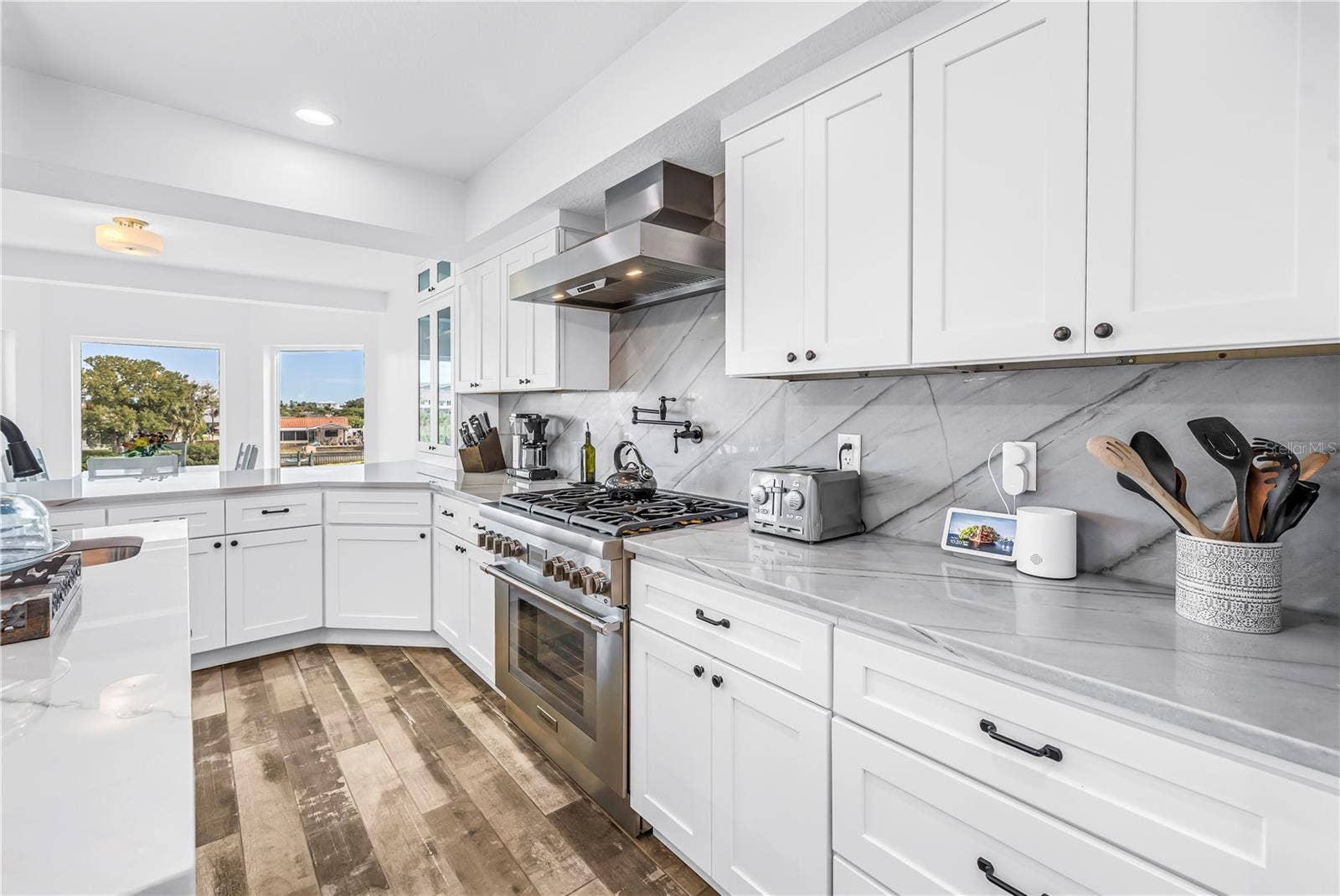 199 21ST AVENUE, St Pete Beach, FL 33706 199 21ST AVENUE, St Pete Beach, FL 33706
