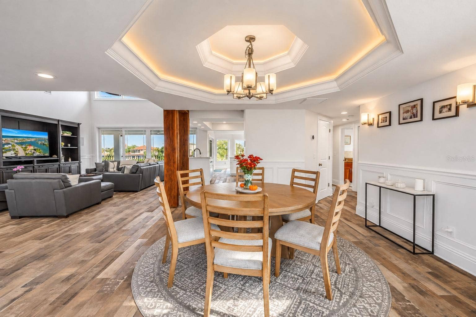 199 21ST AVENUE, St Pete Beach, FL 33706 199 21ST AVENUE, St Pete Beach, FL 33706
