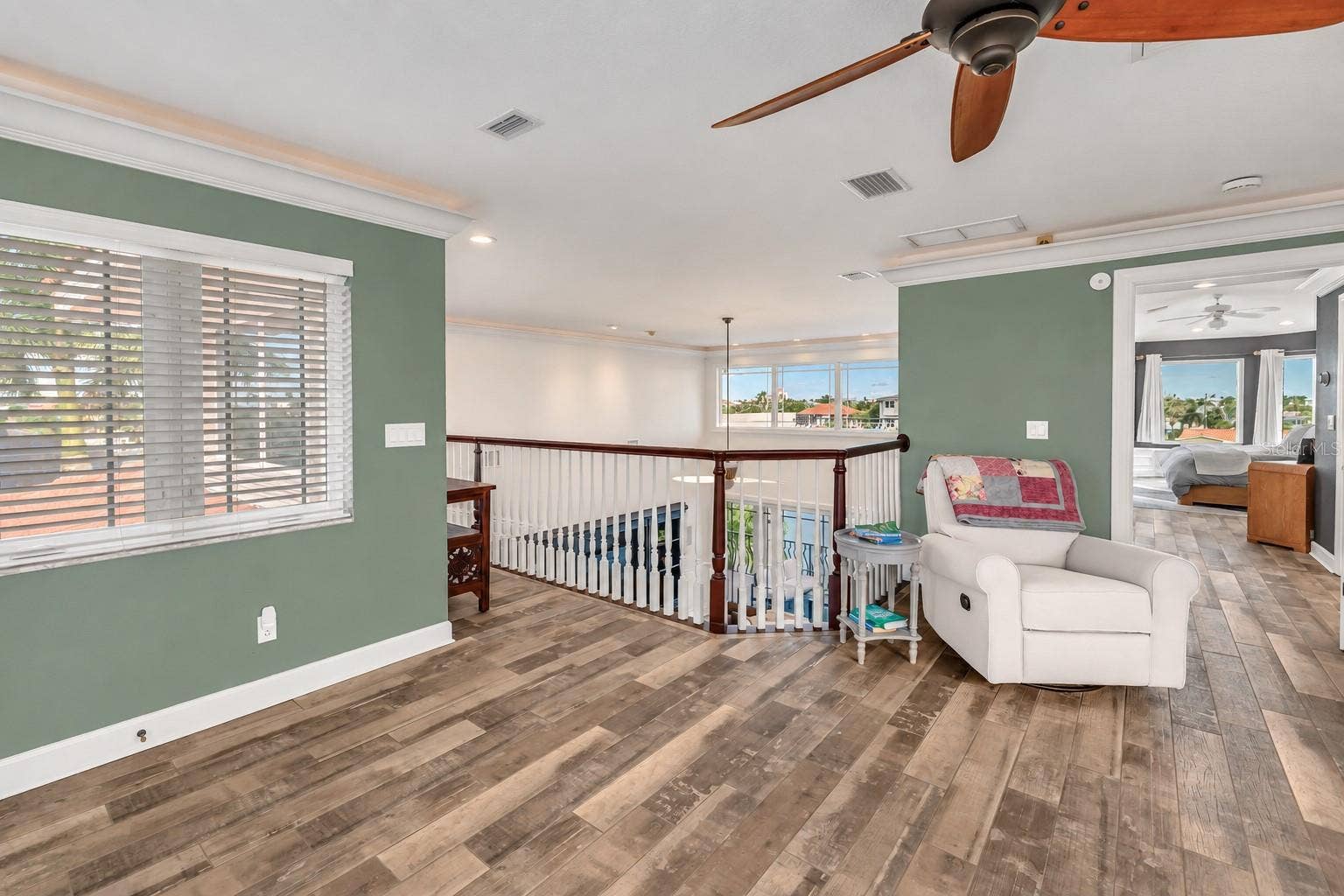 199 21ST AVENUE, St Pete Beach, FL 33706 199 21ST AVENUE, St Pete Beach, FL 33706