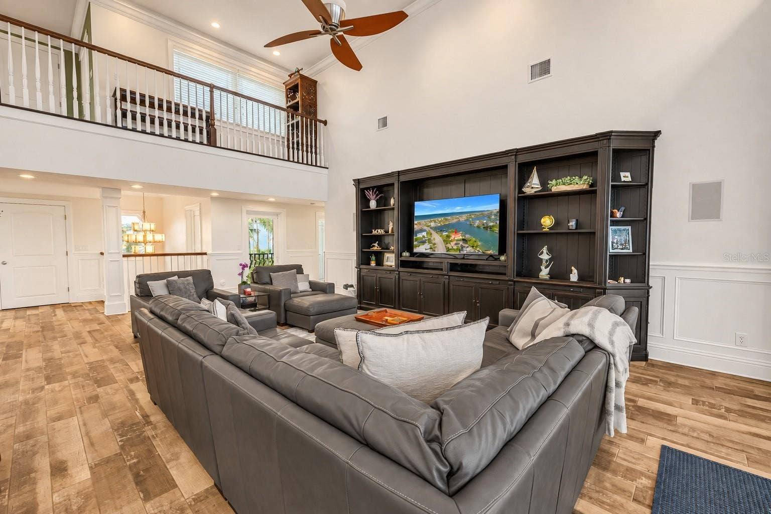 199 21ST AVENUE, St Pete Beach, FL 33706 199 21ST AVENUE, St Pete Beach, FL 33706