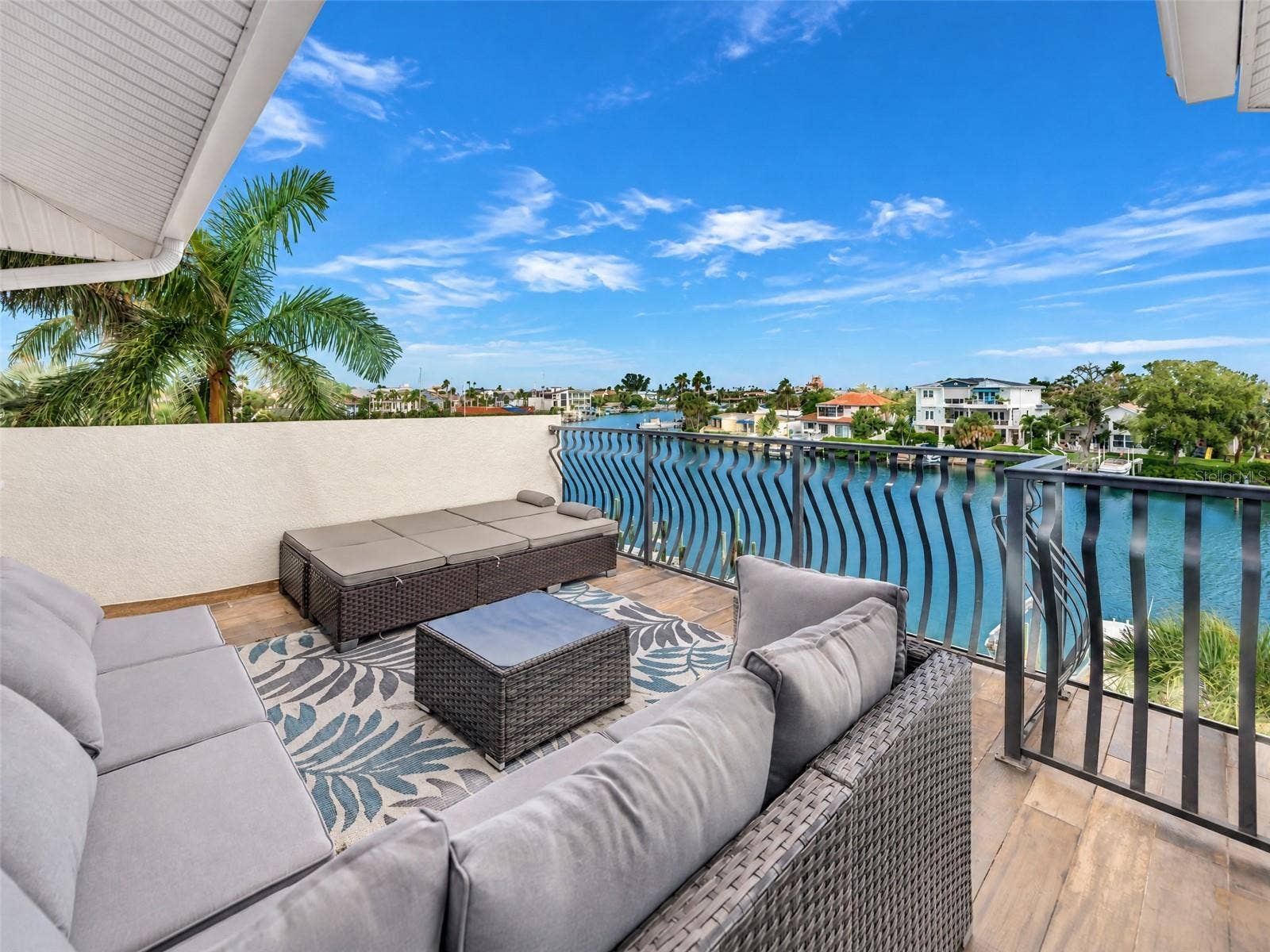 199 21ST AVENUE, St Pete Beach, FL 33706 199 21ST AVENUE, St Pete Beach, FL 33706