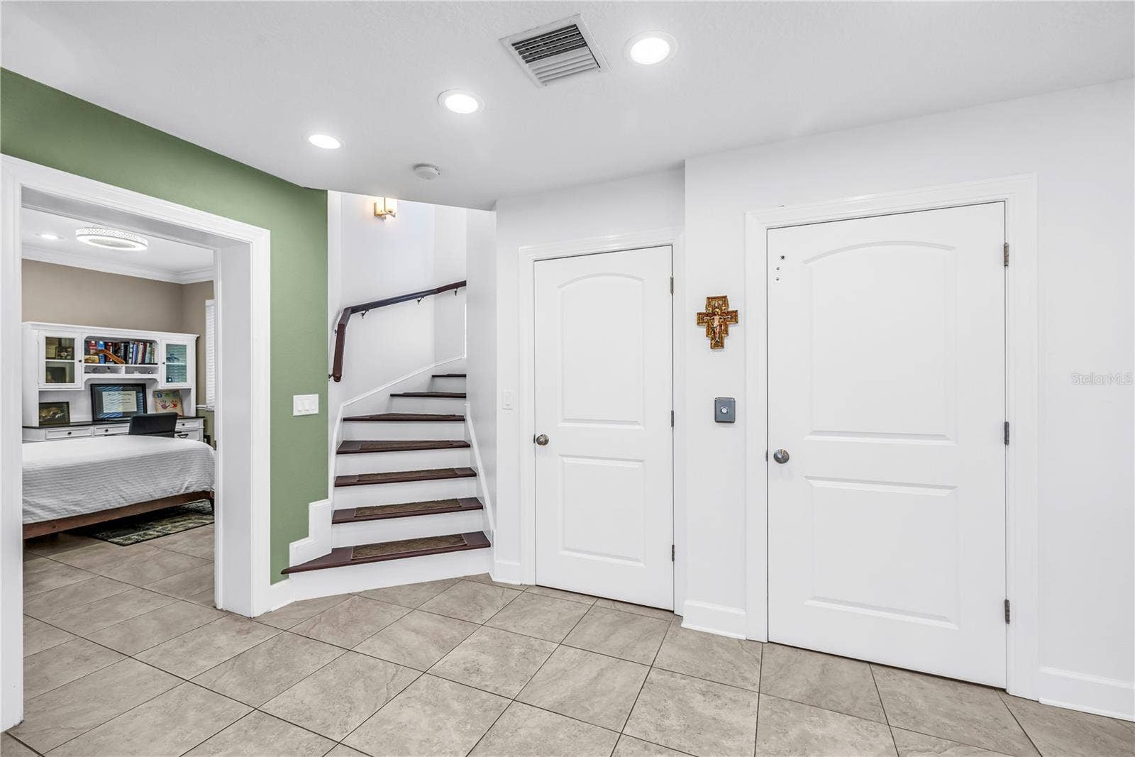 199 21ST AVENUE, St Pete Beach, FL 33706 199 21ST AVENUE, St Pete Beach, FL 33706