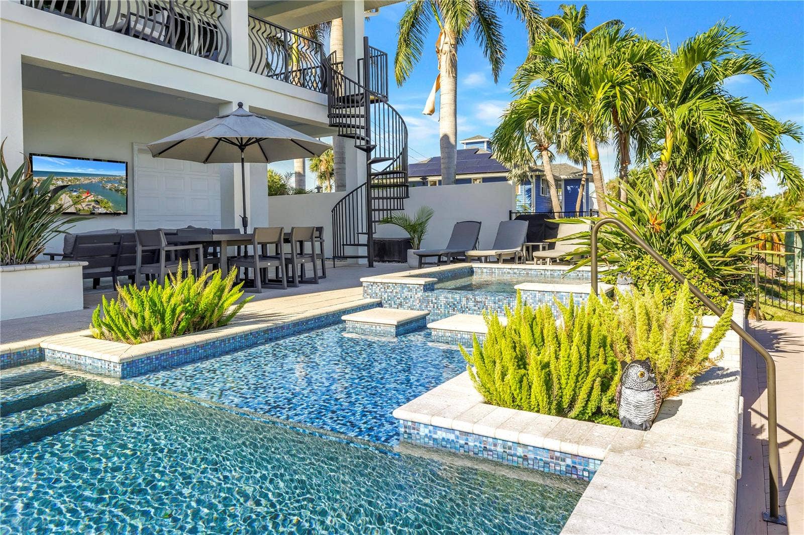 199 21ST AVENUE, St Pete Beach, FL 33706 199 21ST AVENUE, St Pete Beach, FL 33706