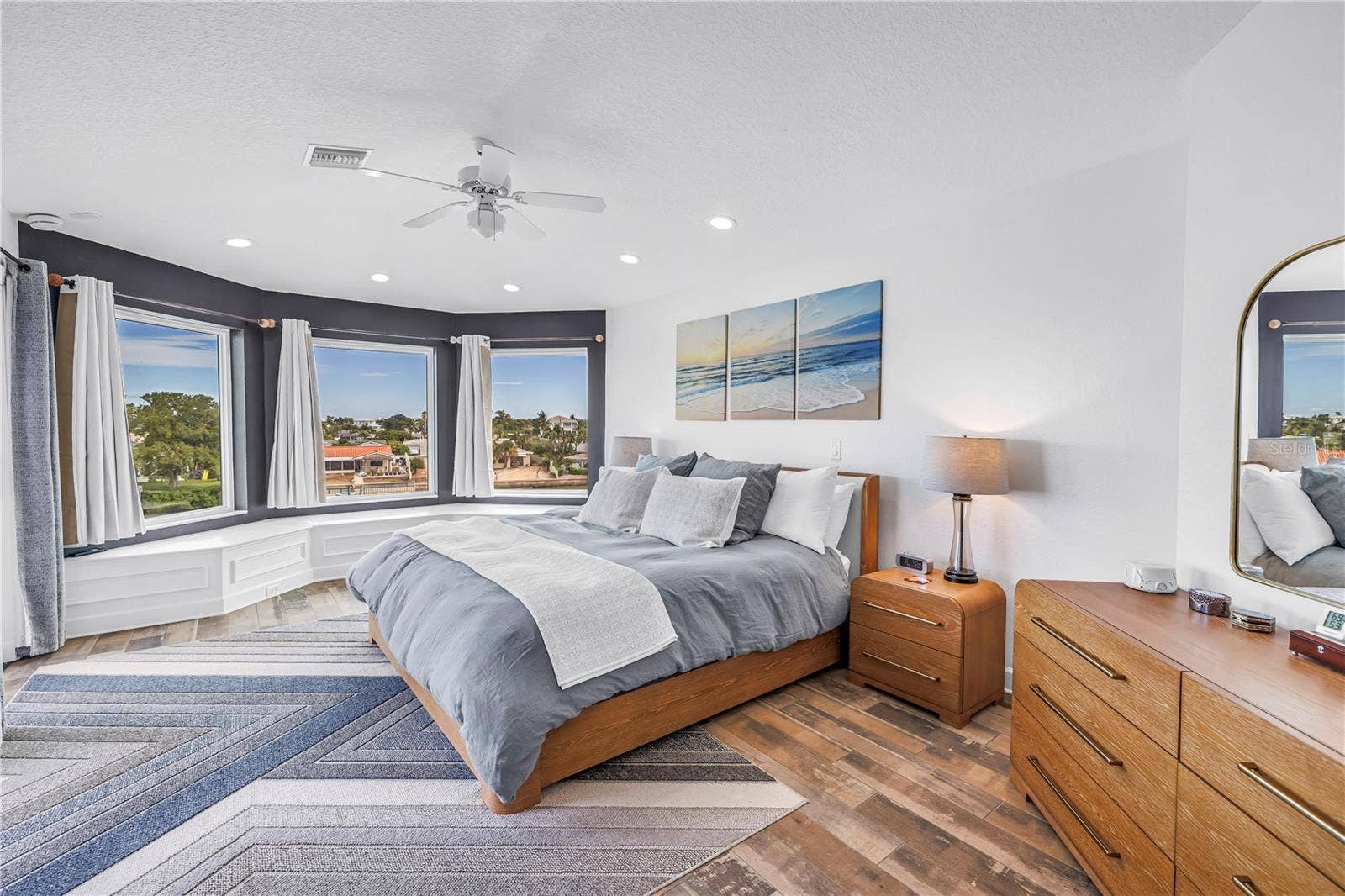 199 21ST AVENUE, St Pete Beach, FL 33706 199 21ST AVENUE, St Pete Beach, FL 33706
