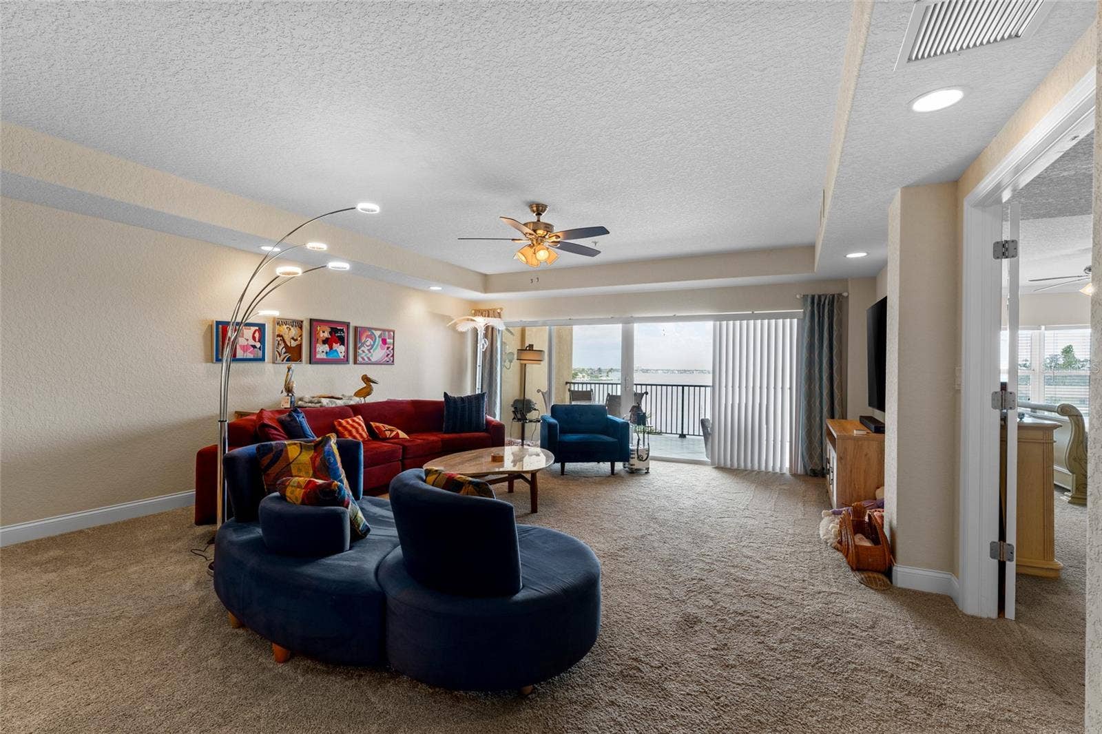 5301 GULF BLVD. BOULEVARD, #E406, St Pete Beach, FL 33706 5301 GULF BLVD. BOULEVARD, #E406, St Pete Beach, FL 33706