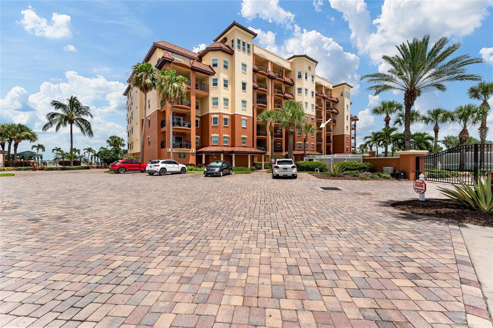5301 GULF BLVD. BOULEVARD, #E406, St Pete Beach, FL 33706 5301 GULF BLVD. BOULEVARD, #E406, St Pete Beach, FL 33706