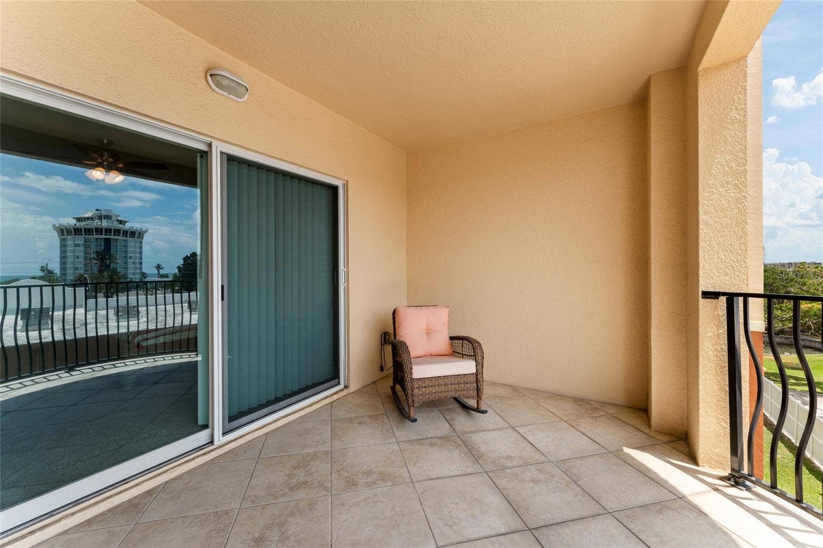 5301 GULF BLVD. BOULEVARD, #E406, St Pete Beach, FL 33706 5301 GULF BLVD. BOULEVARD, #E406, St Pete Beach, FL 33706