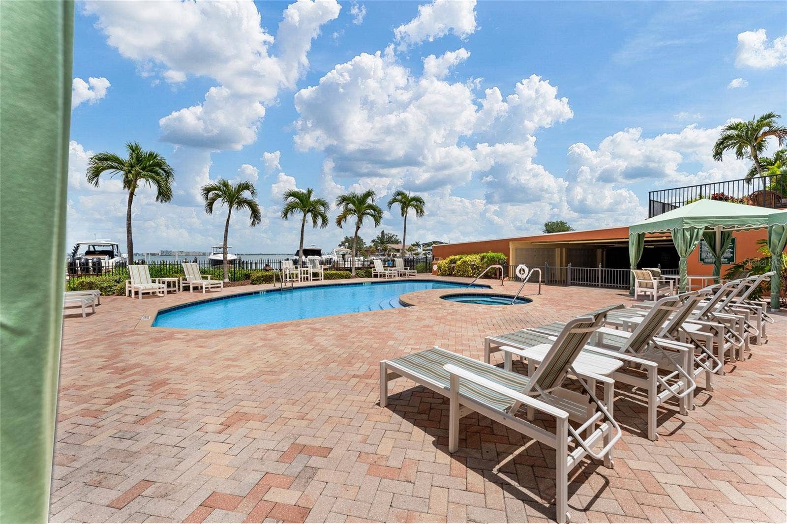 5301 GULF BLVD. BOULEVARD, #E406, St Pete Beach, FL 33706 5301 GULF BLVD. BOULEVARD, #E406, St Pete Beach, FL 33706