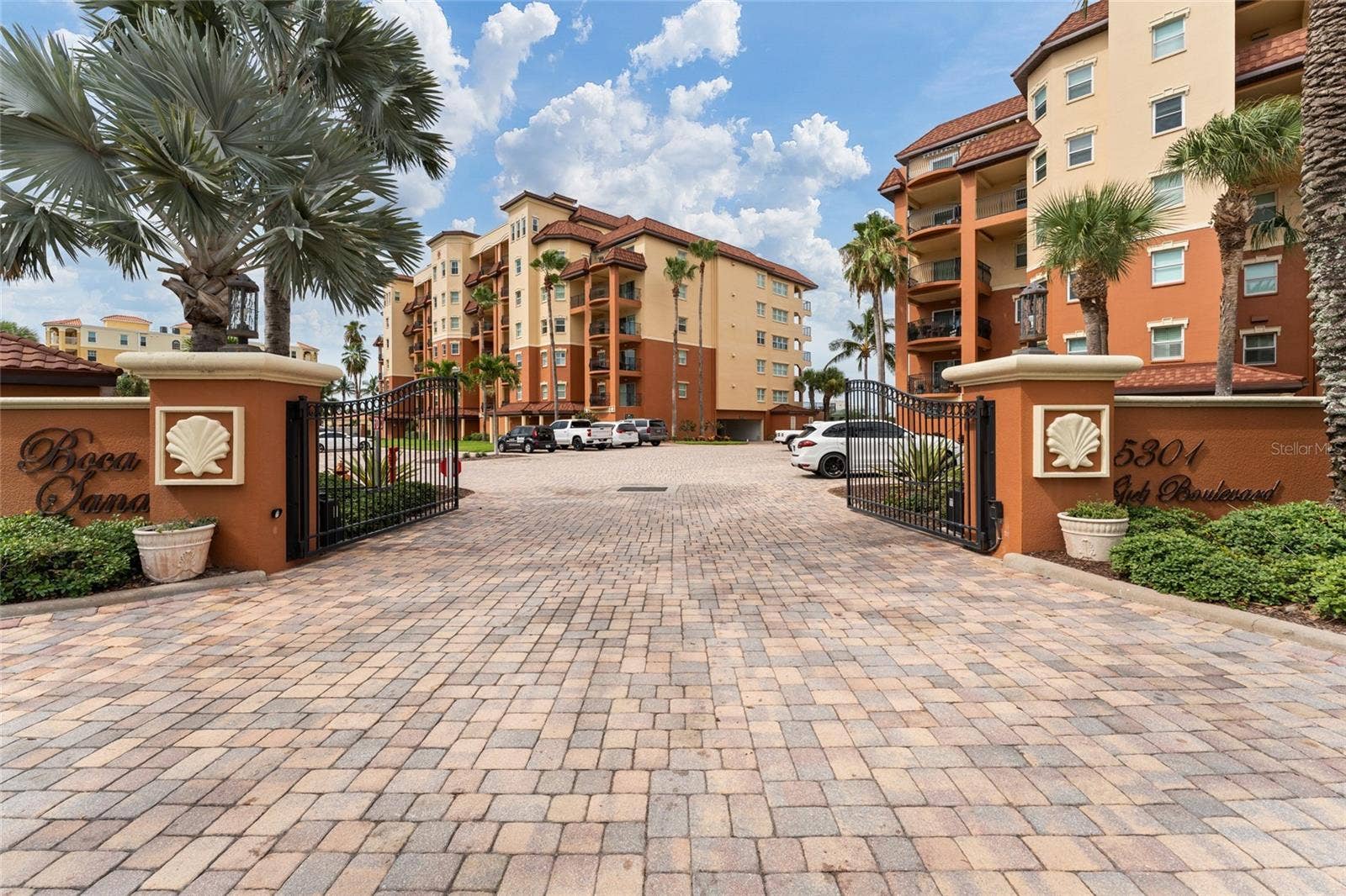5301 GULF BLVD. BOULEVARD, #E406, St Pete Beach, FL 33706 5301 GULF BLVD. BOULEVARD, #E406, St Pete Beach, FL 33706