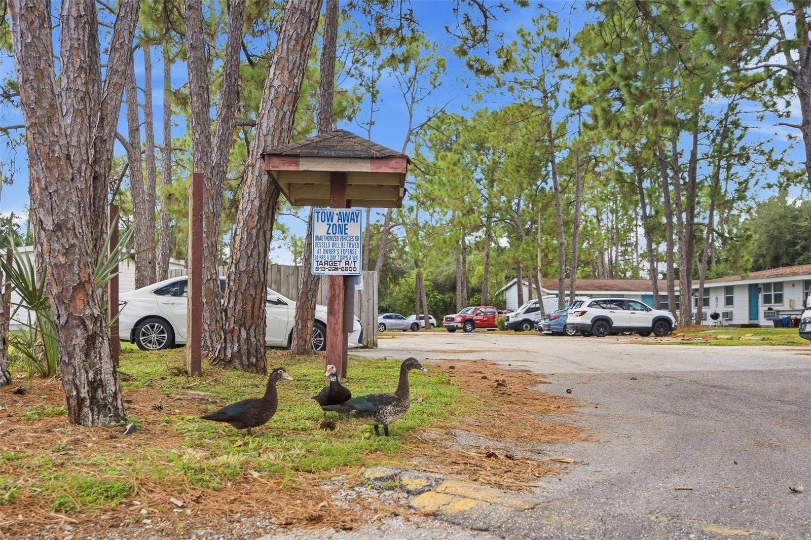 5901 BRYCE LANE, Tampa, FL 33615 5901 BRYCE LANE, Tampa, FL 33615