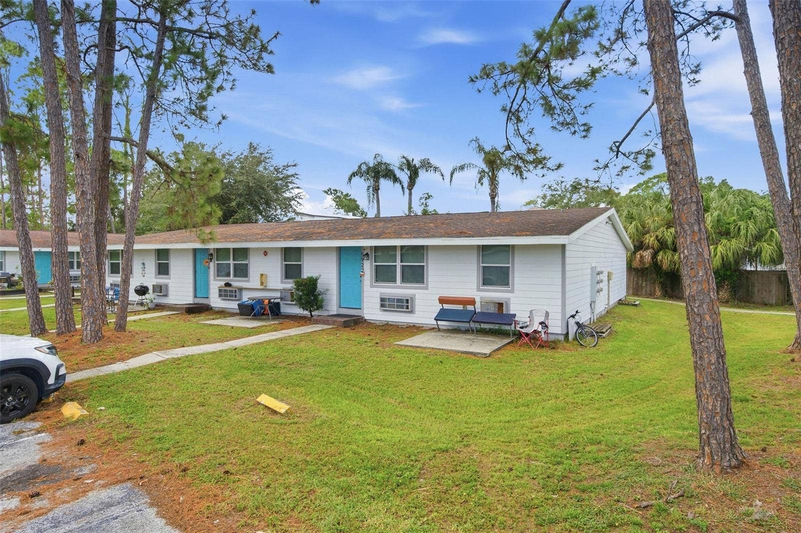 5901 BRYCE LANE, Tampa, FL 33615 5901 BRYCE LANE, Tampa, FL 33615