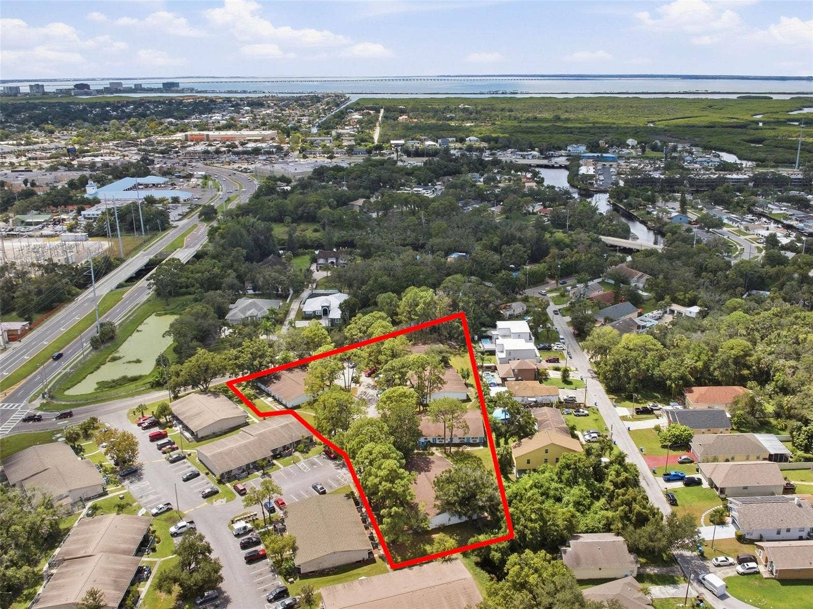 5901 BRYCE LANE, Tampa, FL 33615 5901 BRYCE LANE, Tampa, FL 33615