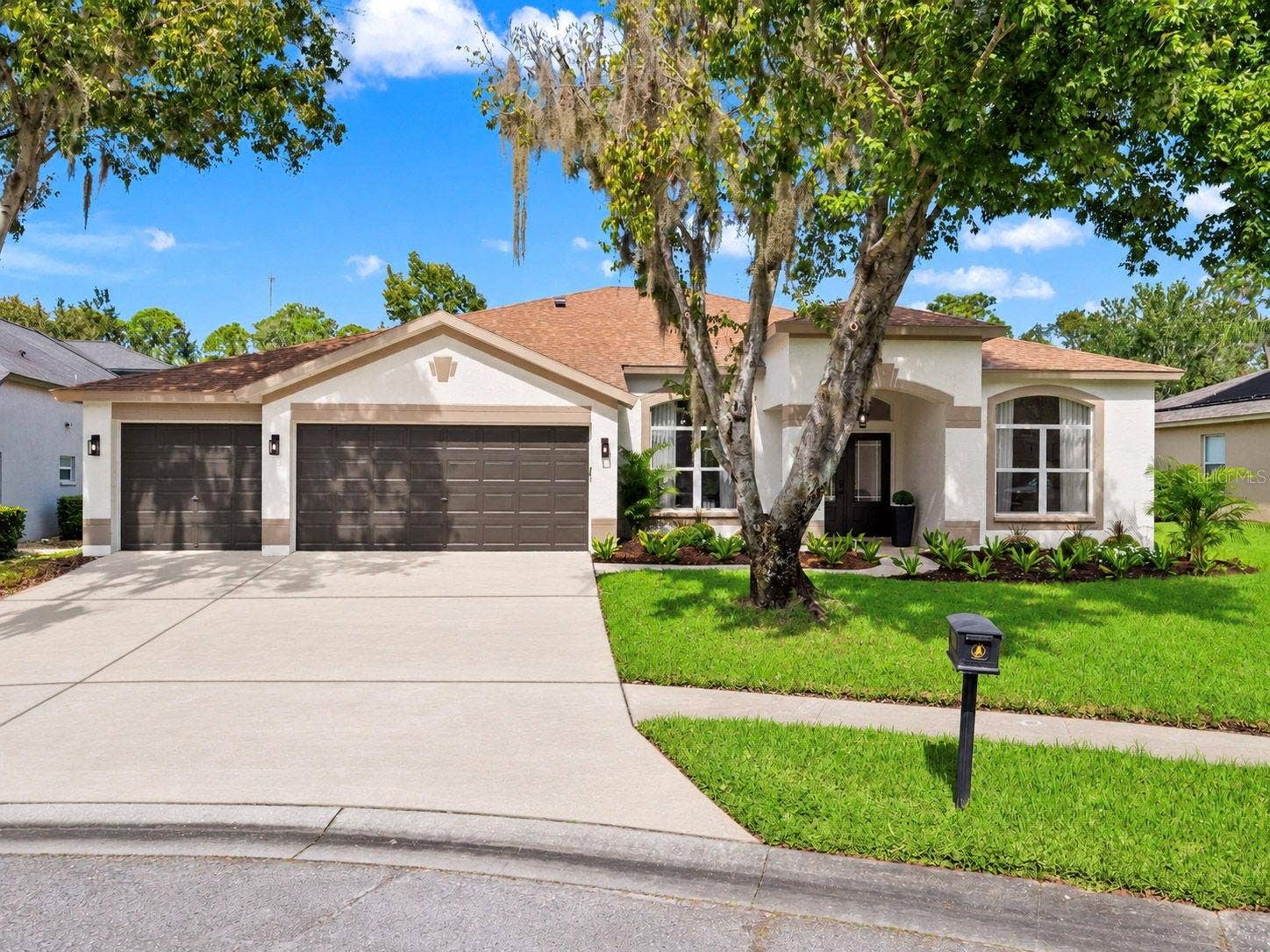 6111 HERONCREST COURT, Lithia, FL 33547 6111 HERONCREST COURT, Lithia, FL 33547