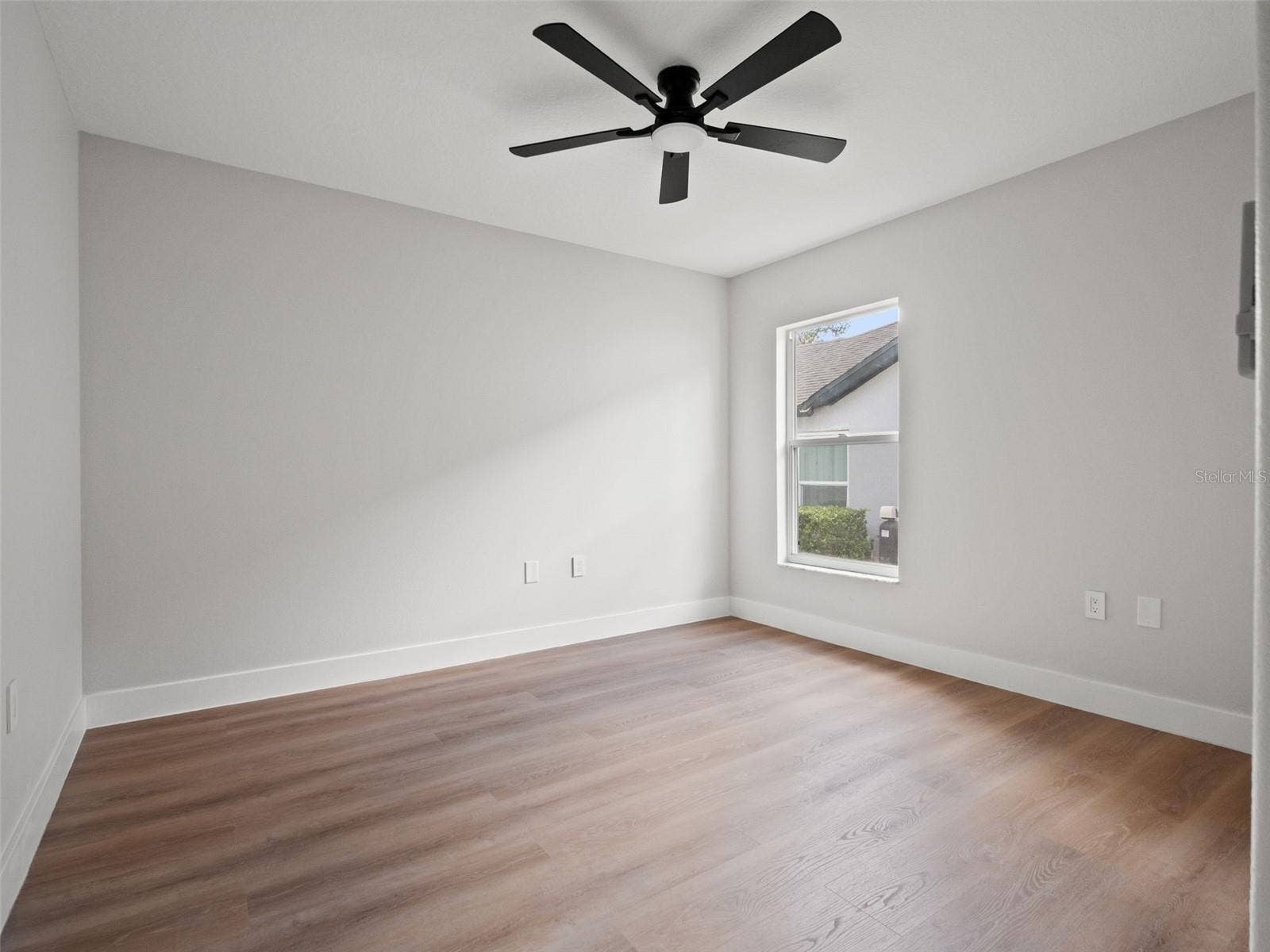 6111 HERONCREST COURT, Lithia, FL 33547 6111 HERONCREST COURT, Lithia, FL 33547