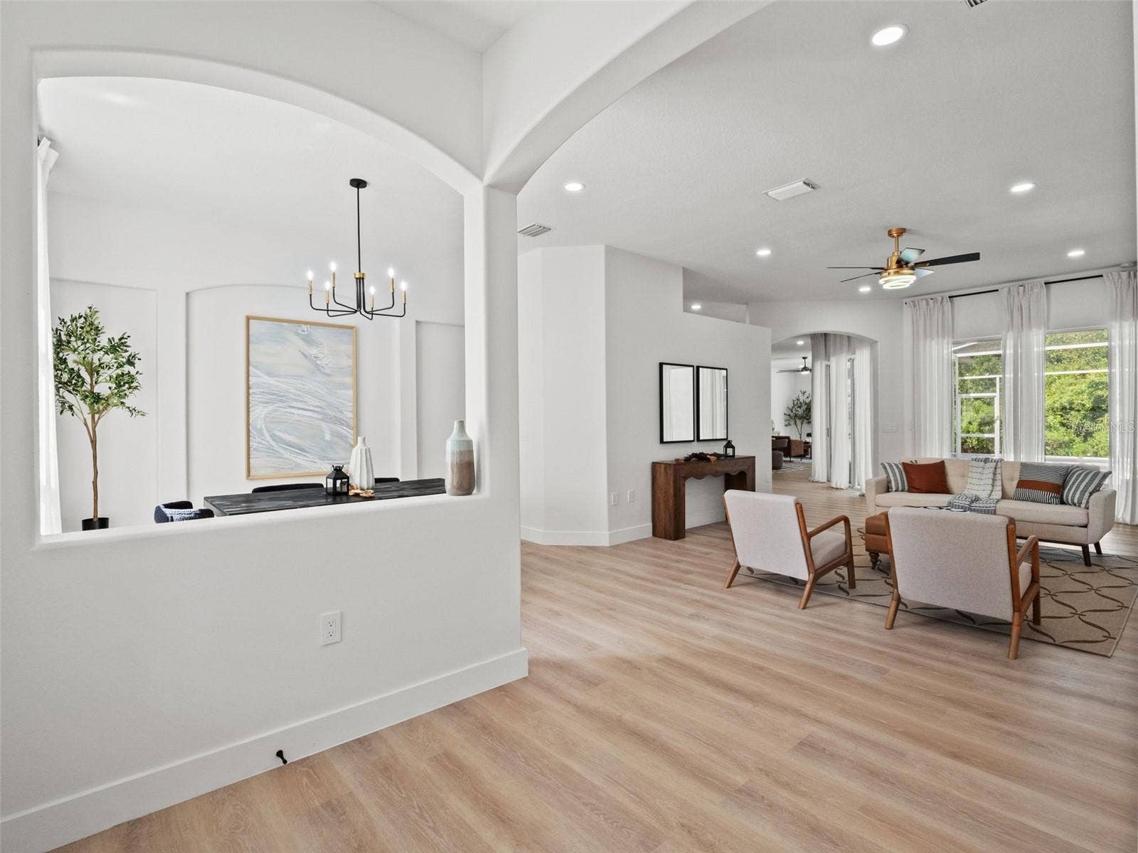 6111 HERONCREST COURT, Lithia, FL 33547 6111 HERONCREST COURT, Lithia, FL 33547