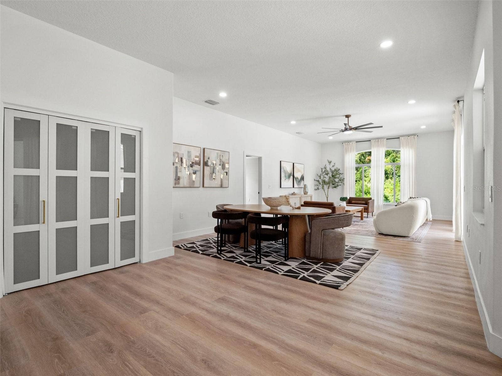 6111 HERONCREST COURT, Lithia, FL 33547 6111 HERONCREST COURT, Lithia, FL 33547