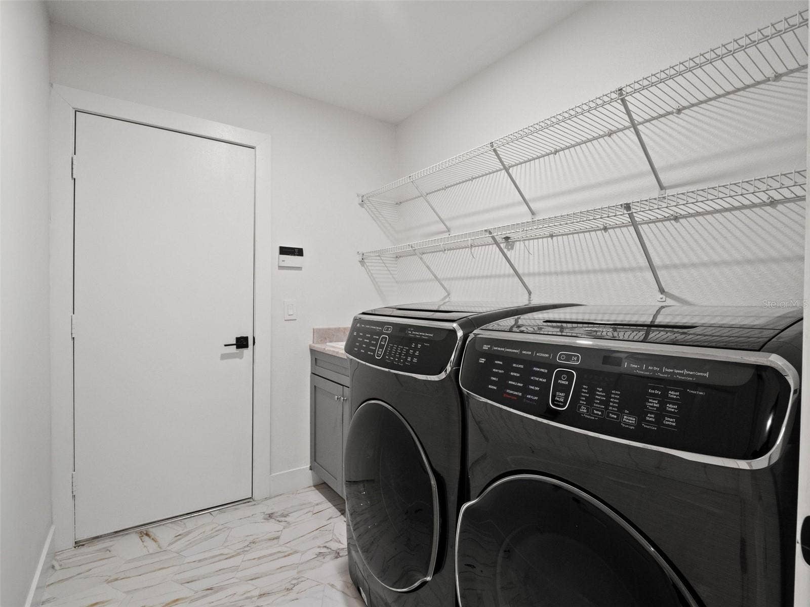 6111 HERONCREST COURT, Lithia, FL 33547 6111 HERONCREST COURT, Lithia, FL 33547
