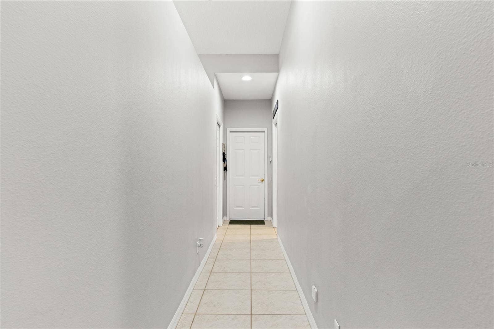 6029 HAMMOCK HILL AVENUE, Lithia, FL 33547 6029 HAMMOCK HILL AVENUE, Lithia, FL 33547