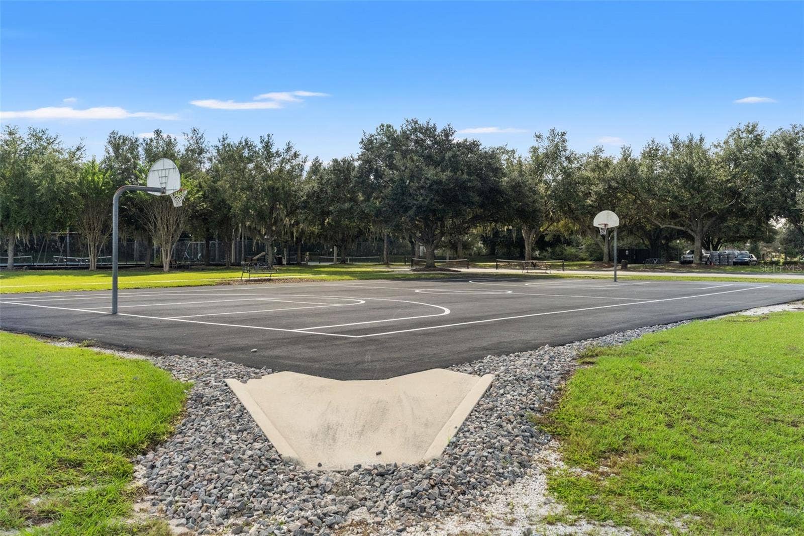 6029 HAMMOCK HILL AVENUE, Lithia, FL 33547 6029 HAMMOCK HILL AVENUE, Lithia, FL 33547