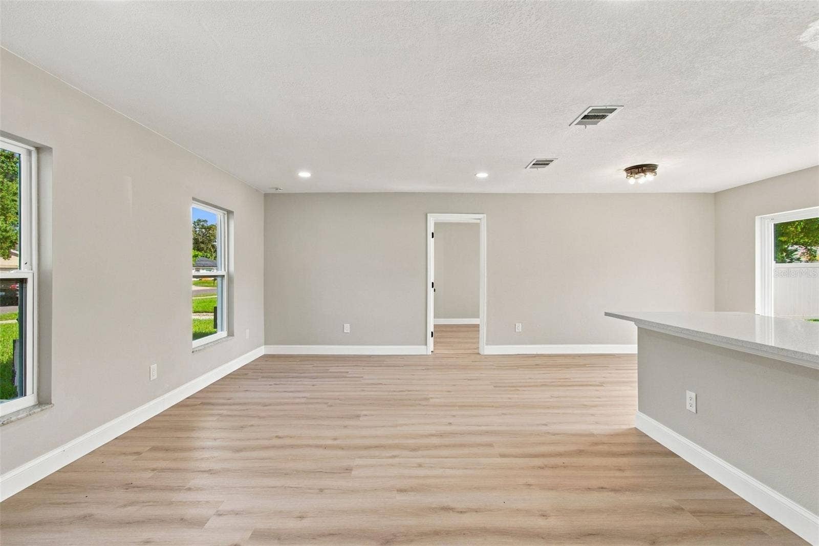13918 BRIARDALE LANE, Tampa, FL 33618 13918 BRIARDALE LANE, Tampa, FL 33618