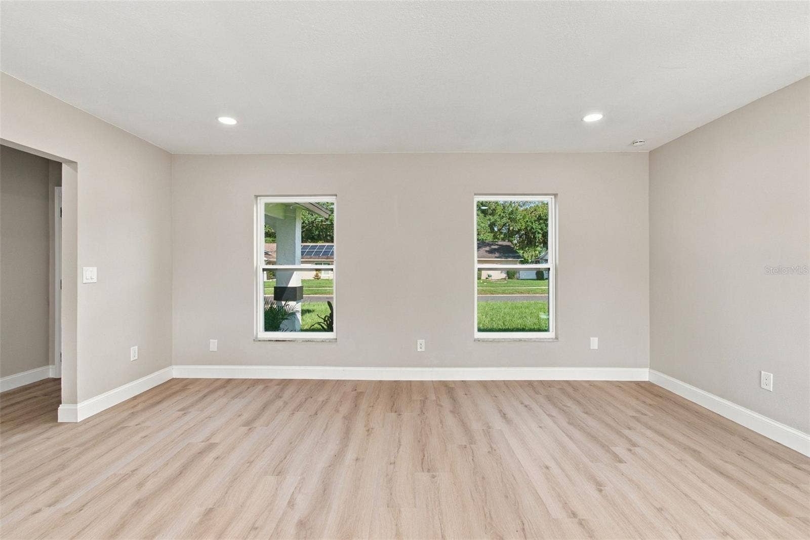 13918 BRIARDALE LANE, Tampa, FL 33618 13918 BRIARDALE LANE, Tampa, FL 33618