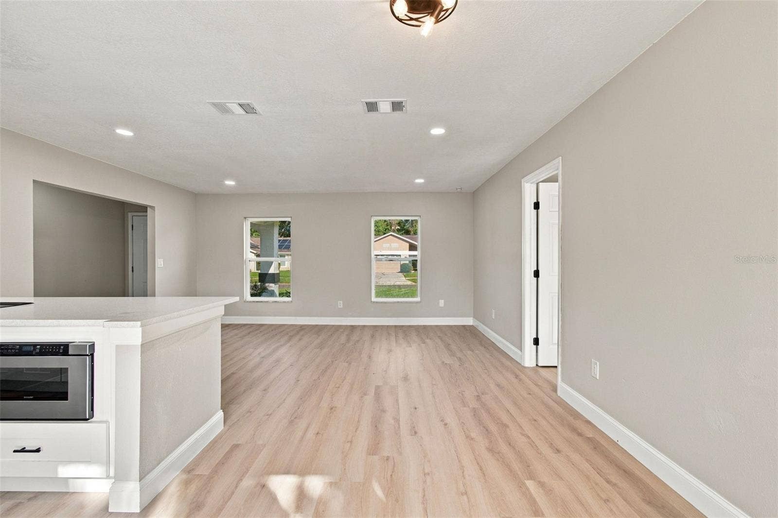 13918 BRIARDALE LANE, Tampa, FL 33618 13918 BRIARDALE LANE, Tampa, FL 33618
