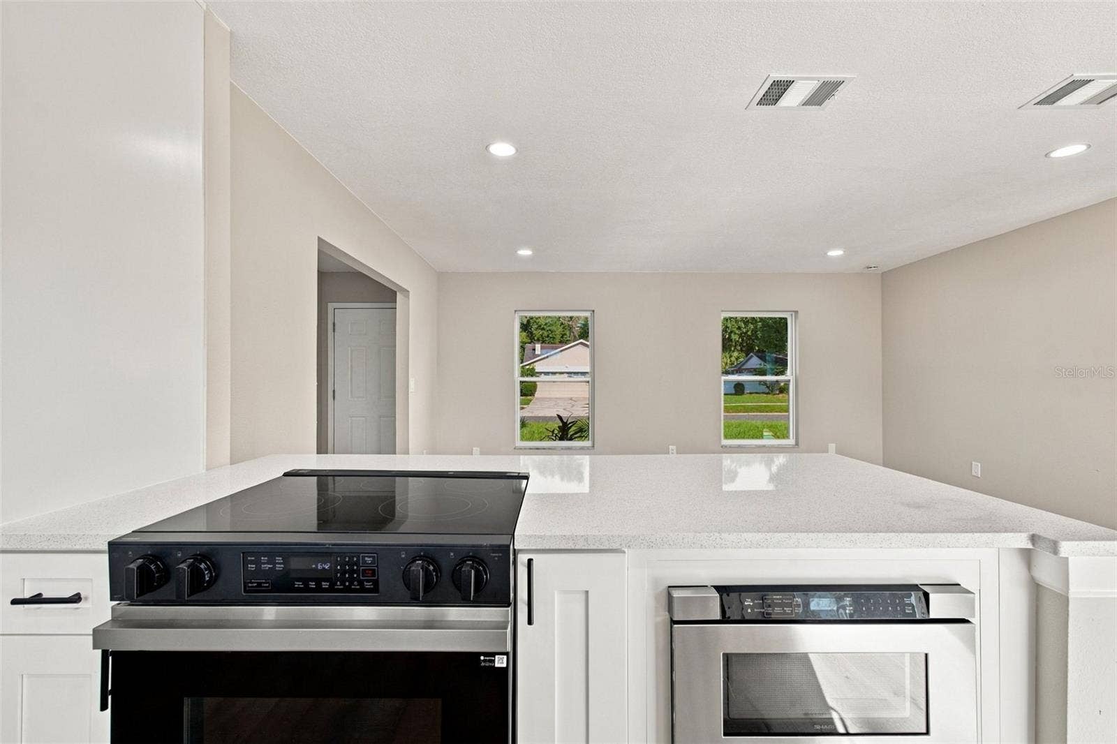 13918 BRIARDALE LANE, Tampa, FL 33618 13918 BRIARDALE LANE, Tampa, FL 33618