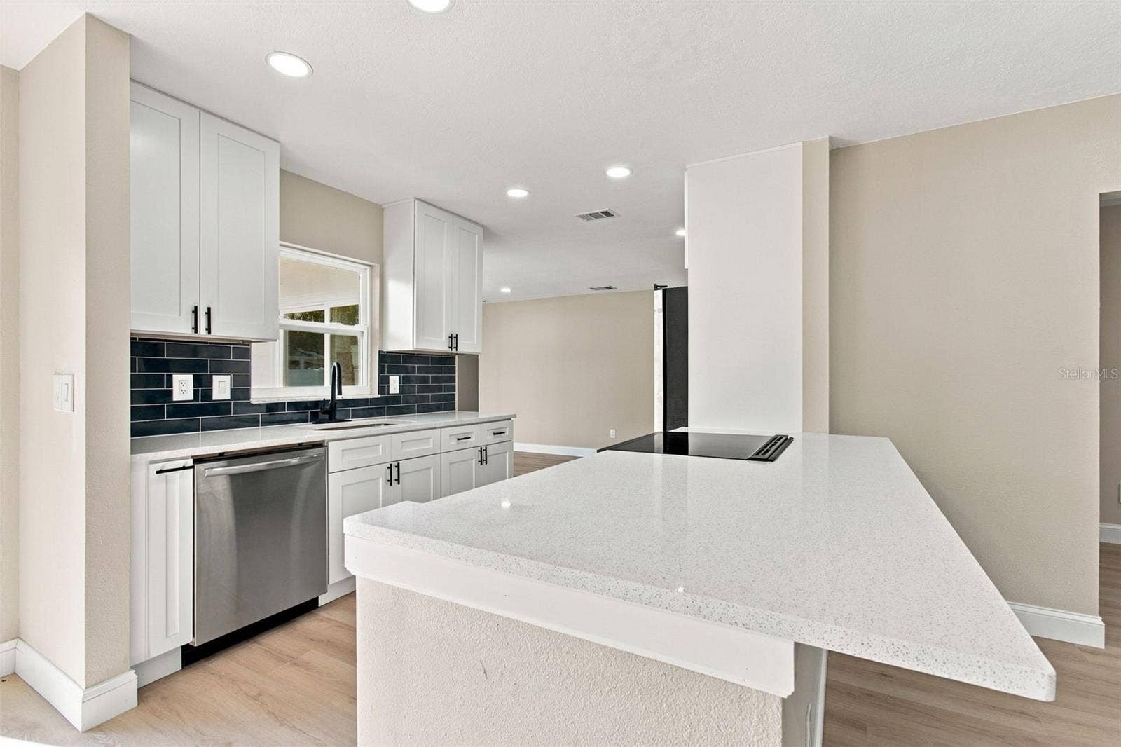 13918 BRIARDALE LANE, Tampa, FL 33618 13918 BRIARDALE LANE, Tampa, FL 33618