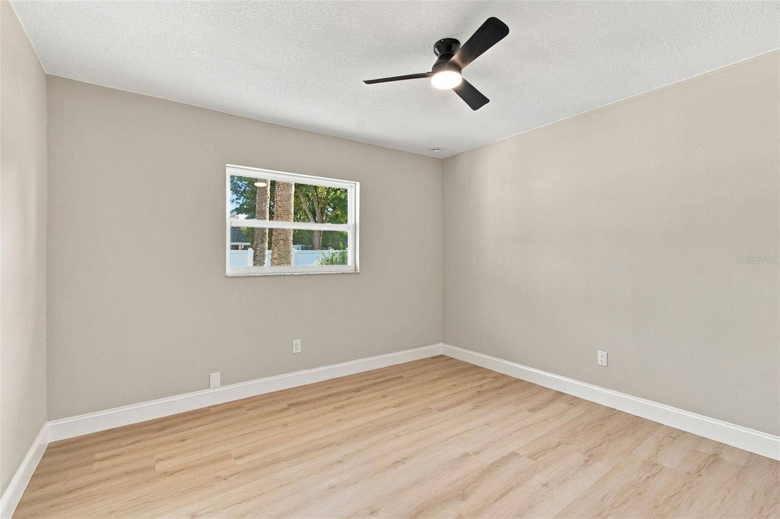 13918 BRIARDALE LANE, Tampa, FL 33618 13918 BRIARDALE LANE, Tampa, FL 33618