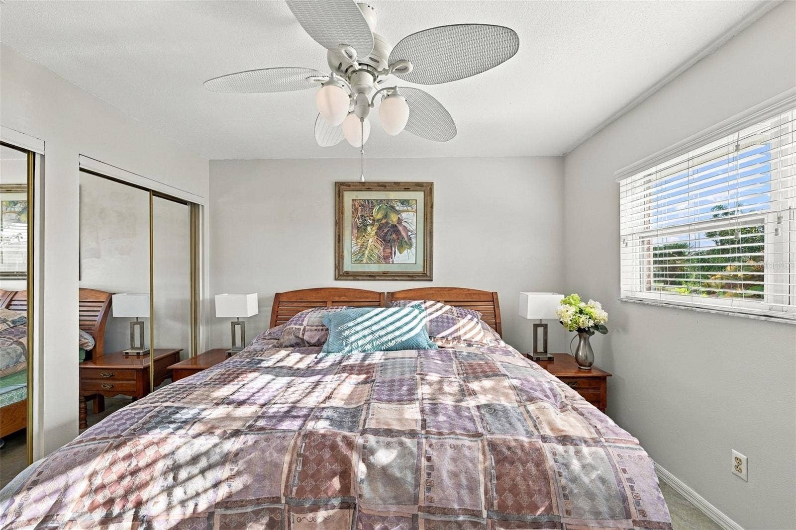 211 STONEHAM DRIVE, Sun City Center, FL 33573 With double wall closets, you have lots of storage. The room is comfortable and ready for guests.