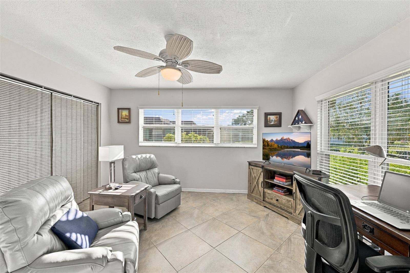 211 STONEHAM DRIVE, Sun City Center, FL 33573 Oversized full wall closet is perfect for storage.