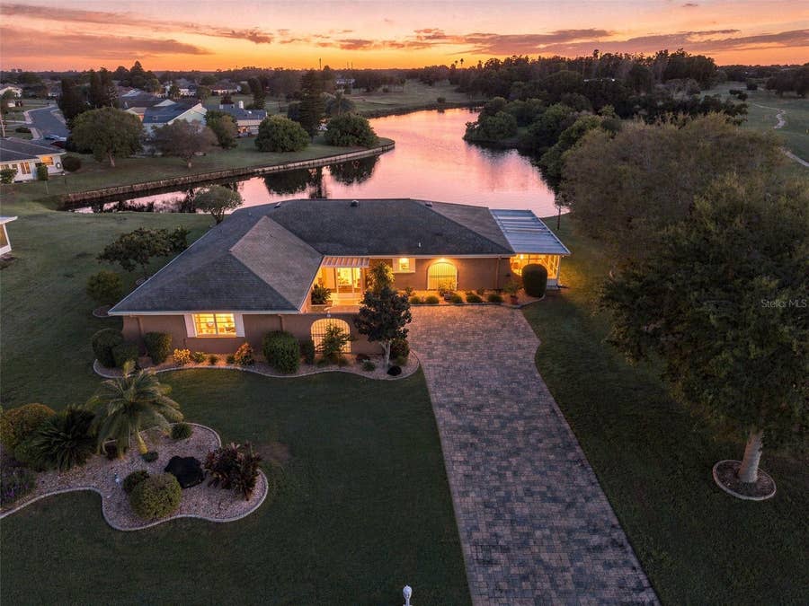 Property photo for 211 STONEHAM DRIVE, Sun City Center, FL