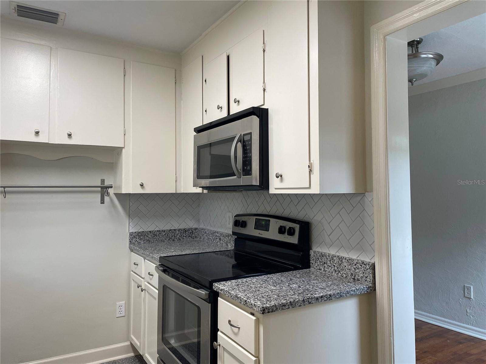 303 S AUDUBON AVENUE, Tampa, FL 33609 303 S AUDUBON AVENUE, Tampa, FL 33609
