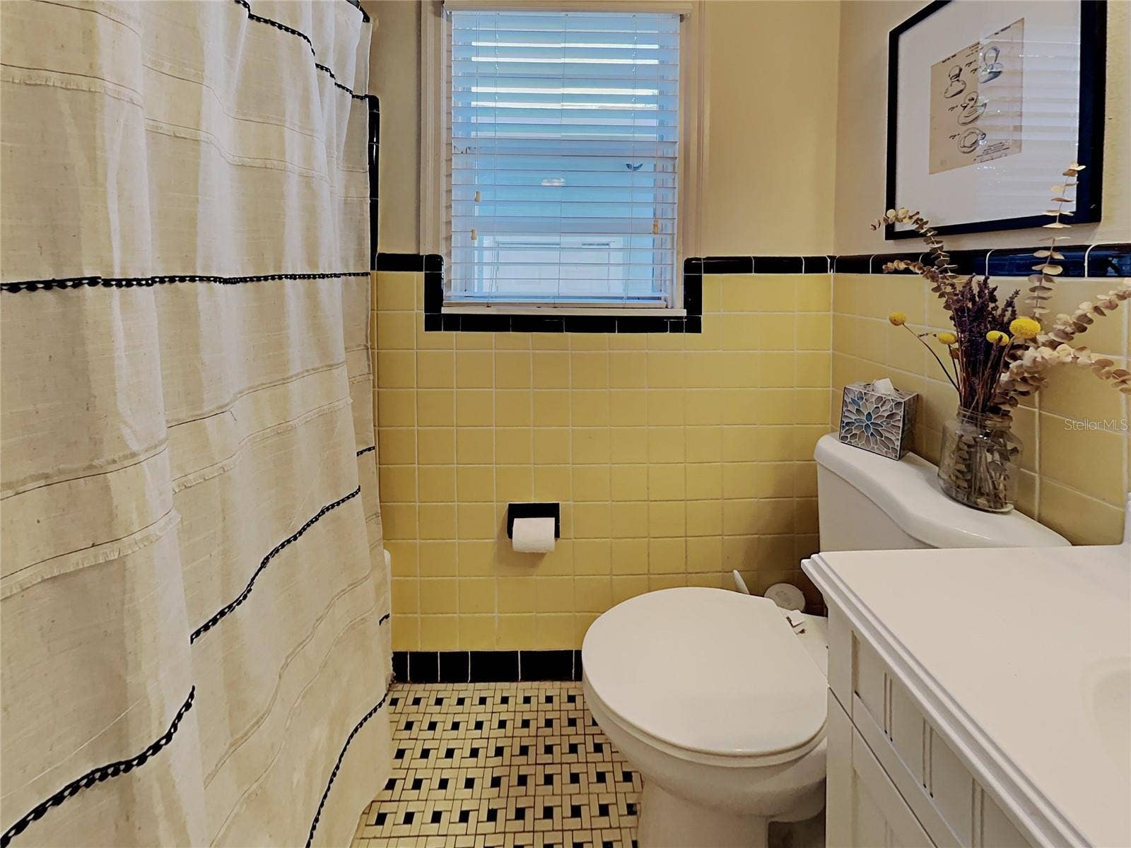 303 S AUDUBON AVENUE, Tampa, FL 33609 303 S AUDUBON AVENUE, Tampa, FL 33609