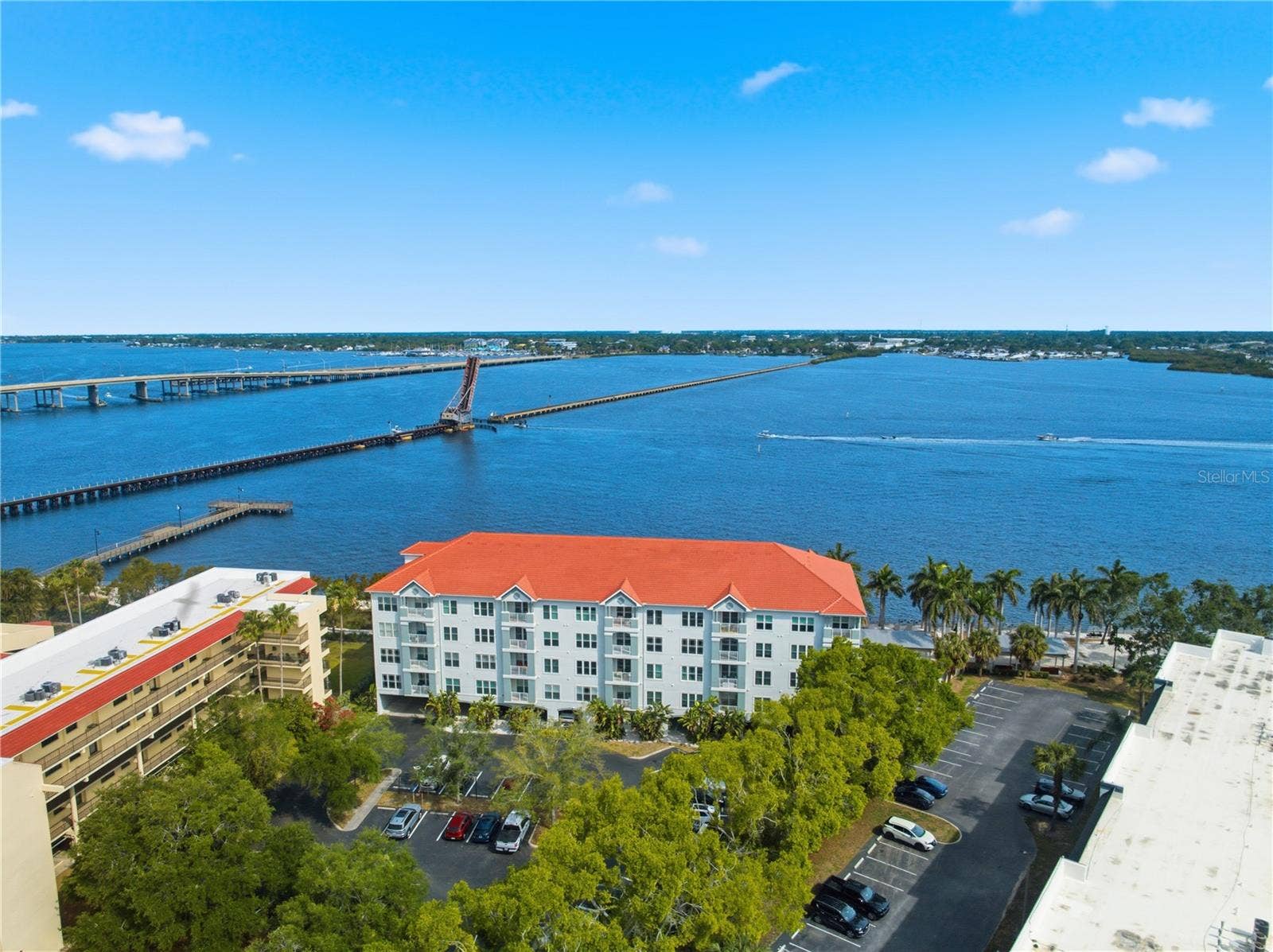 210 3RD STREET W, #8305, Bradenton, FL 34205