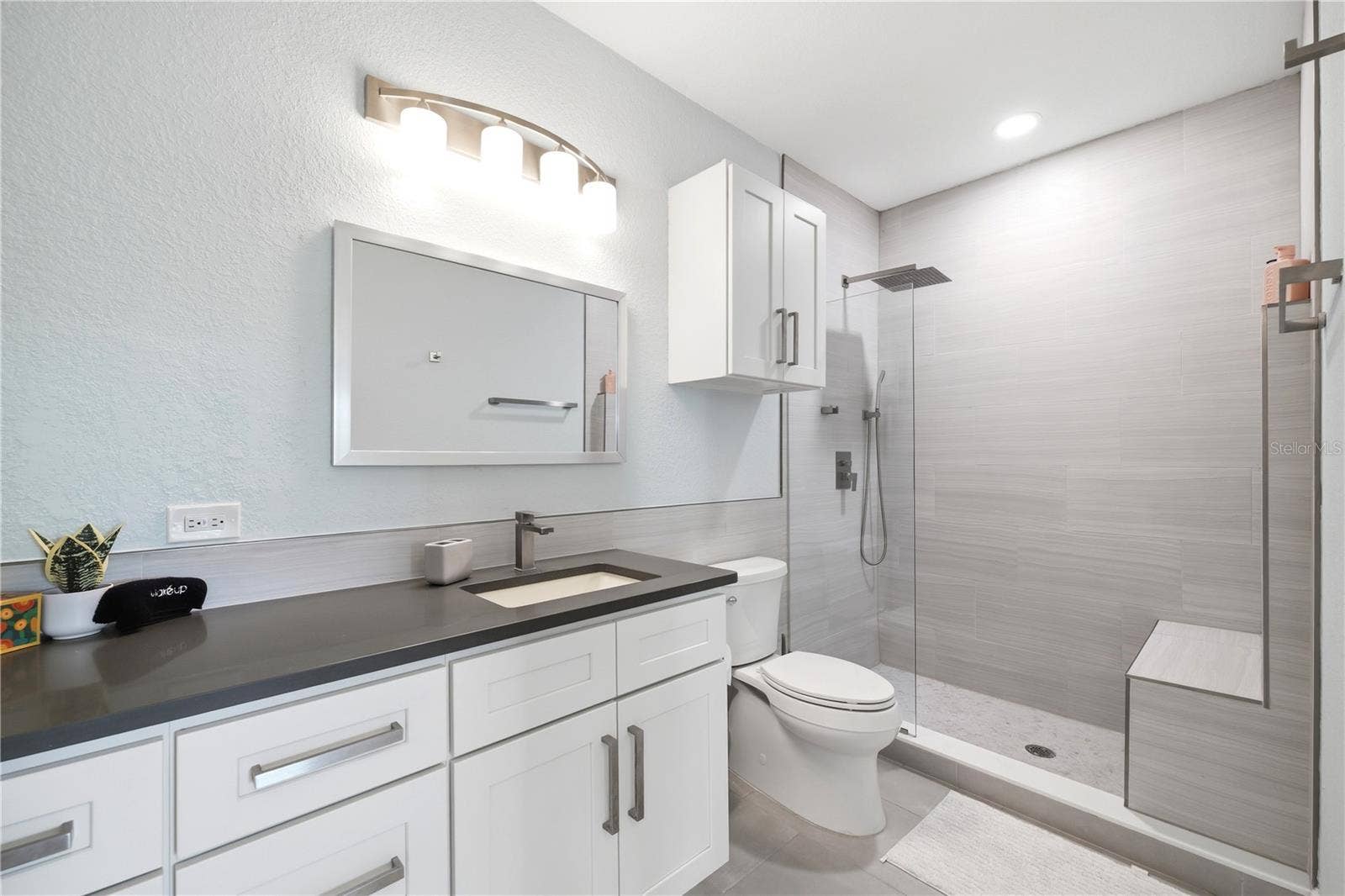 210 3RD STREET W, #8305, Bradenton, FL 34205