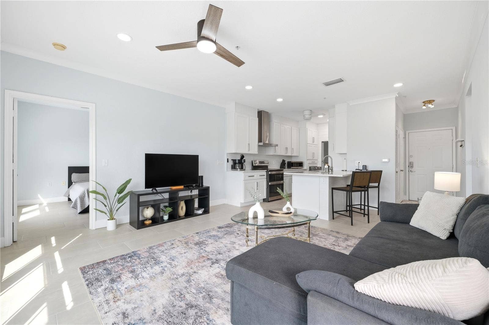 210 3RD STREET W, #8305, Bradenton, FL 34205