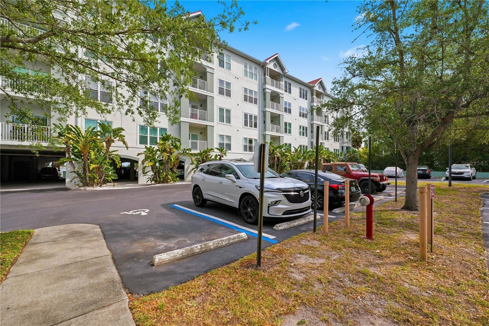 210 3RD STREET W, #8305, Bradenton, FL 34205