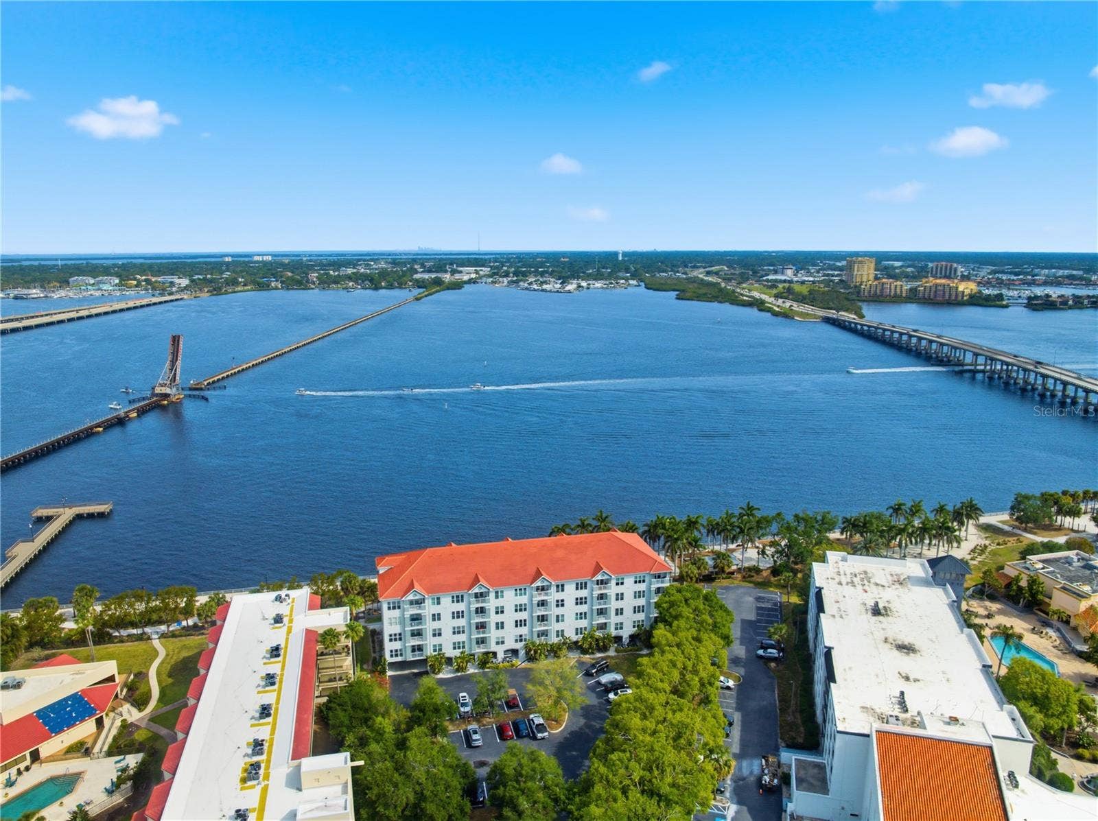 210 3RD STREET W, #8305, Bradenton, FL 34205