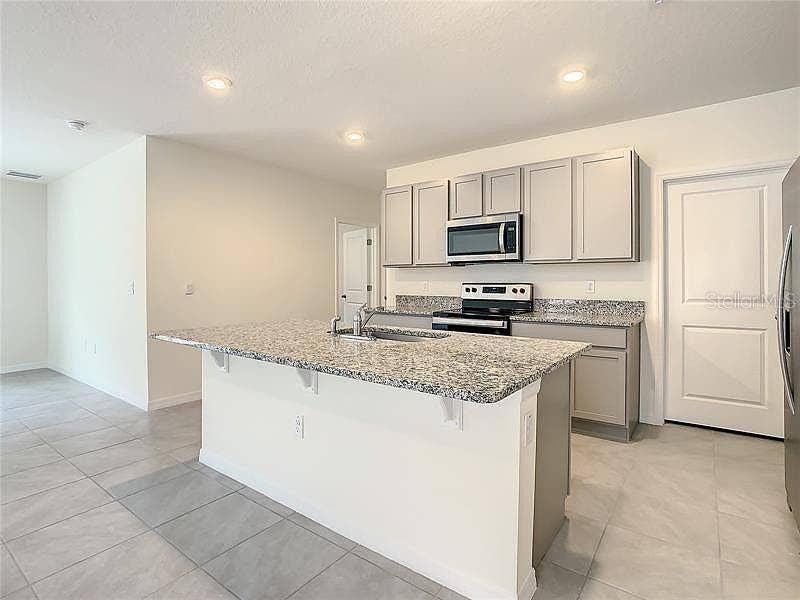 17016 OVAL RUM DRIVE, Wimauma, FL 33598 17016 OVAL RUM DRIVE, Wimauma, FL 33598