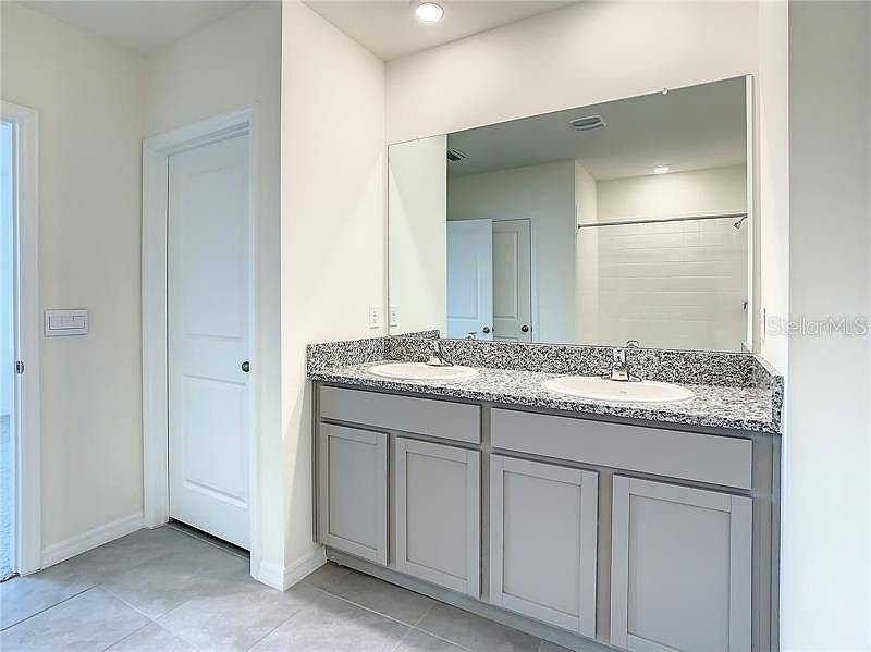 17016 OVAL RUM DRIVE, Wimauma, FL 33598 17016 OVAL RUM DRIVE, Wimauma, FL 33598