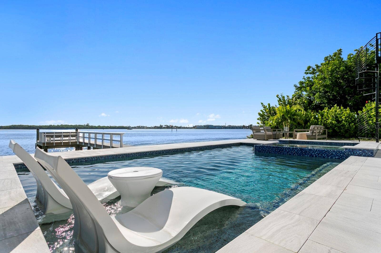 445 129TH AVENUE E, Madeira Beach, FL 33708 445 129TH AVENUE E, Madeira Beach, FL 33708