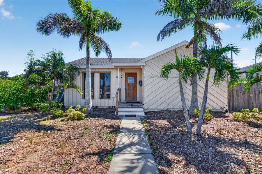 Property photo for 1000 49TH STREET S, St Petersburg, FL