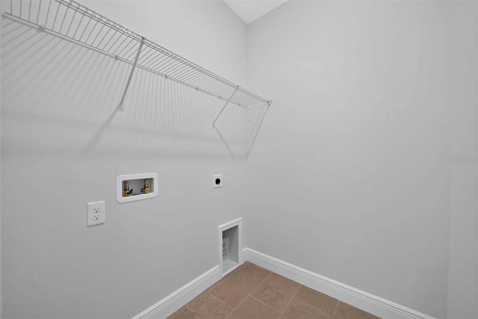 13317 LUSH LIME ALLEY, Windermere, FL 34786 13317 LUSH LIME ALLEY, Windermere, FL 34786