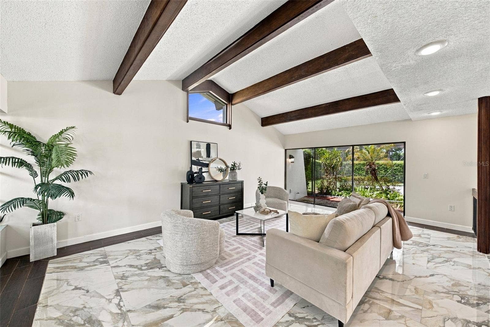 2924 TORREY PINES COURT, Clearwater, FL 33761 Family Room
