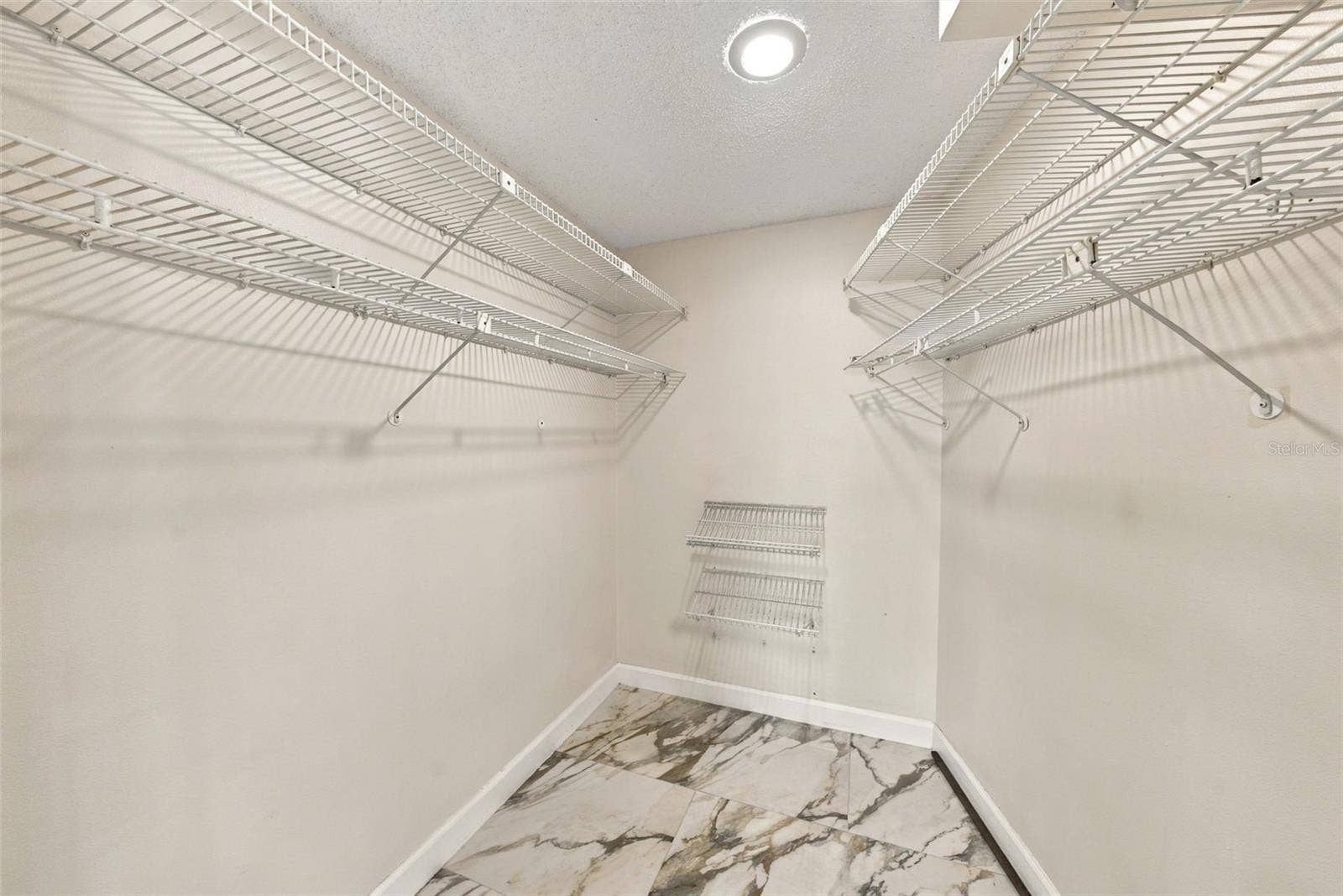 2924 TORREY PINES COURT, Clearwater, FL 33761 Primary Walk In Closet