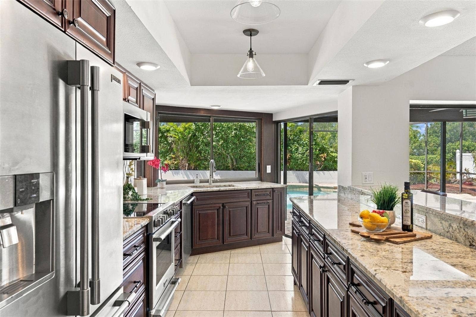 2924 TORREY PINES COURT, Clearwater, FL 33761 Kitchen