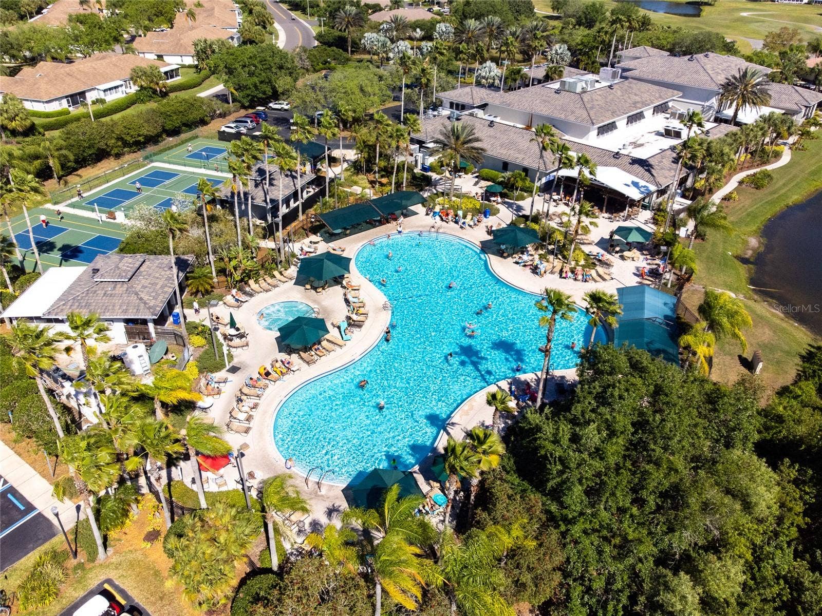 202 BEDFORD TRAIL, #109, Sun City Center, FL 33573 202 BEDFORD TRAIL, #109, Sun City Center, FL 33573