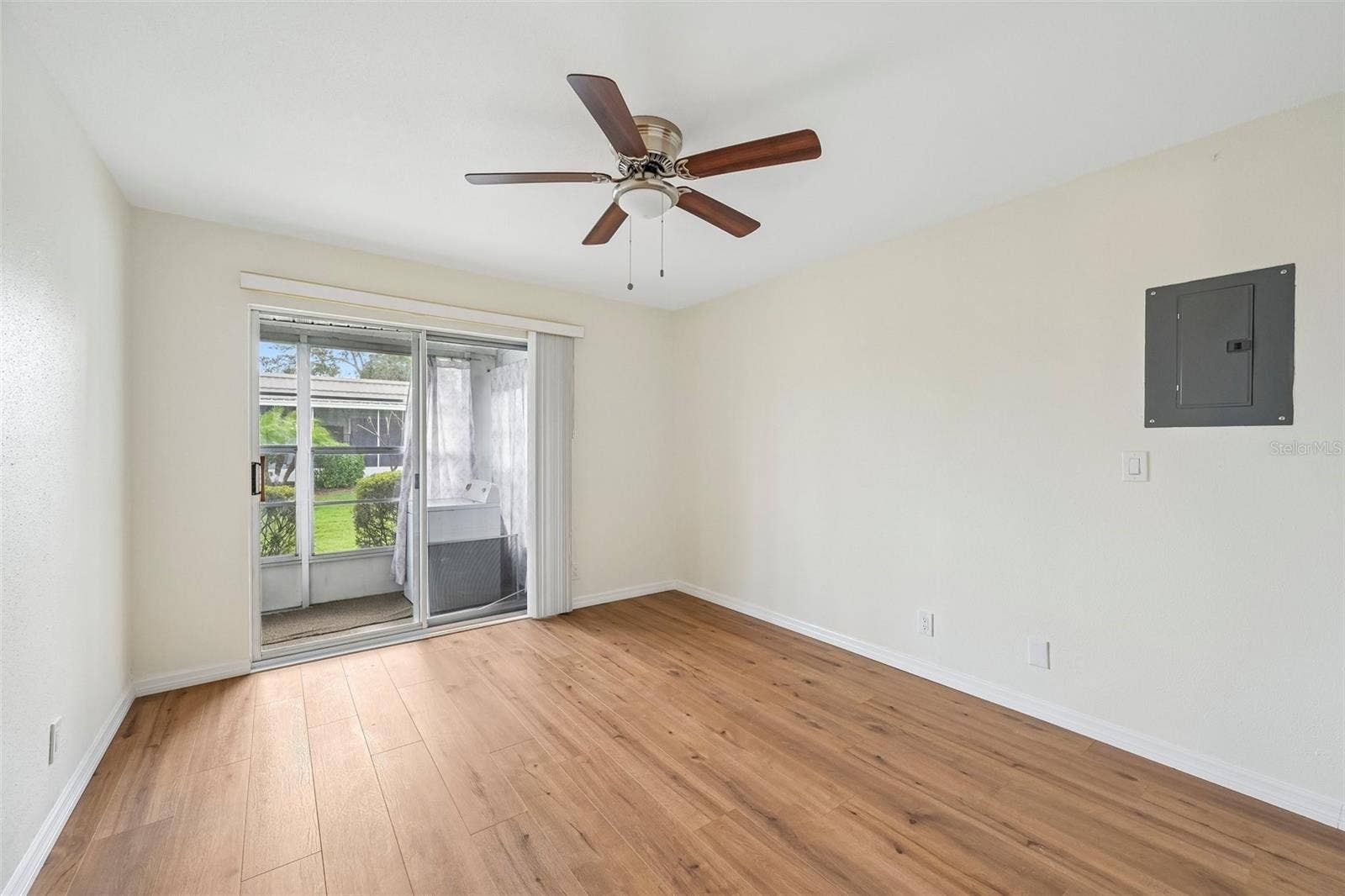 202 BEDFORD TRAIL, #109, Sun City Center, FL 33573 202 BEDFORD TRAIL, #109, Sun City Center, FL 33573